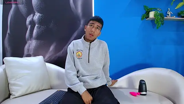 ender h0t online show from October 2025 01:31:01 PM