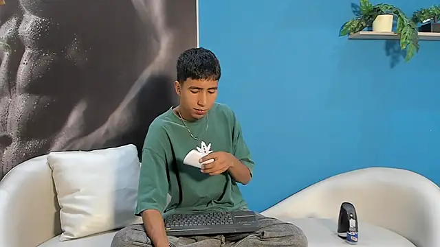 ender h0t online show from January 2026 01:47:02 PM