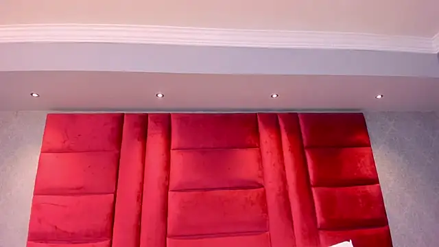 Snapshot of VictoriaFerro chatting on February 2026 02:48:02 PM VictoriaFerro online show from February 2026 02:48:02 PM