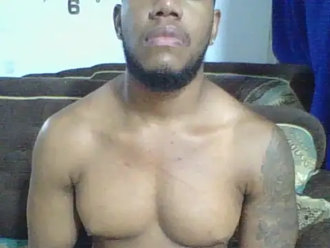 BenjaminCol  online show from December 2025 03:46:02 AM