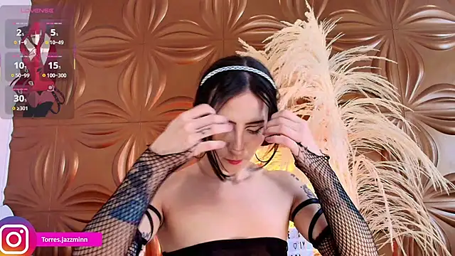 Jazmintorress online show from September 2025 01:15:01 PM