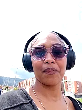 BiiancaEstradaa online show from April 2026 03:25:02 PM