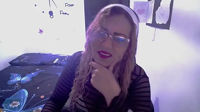 Skarleth Diaz online show from March 2026 03:23:01 AM