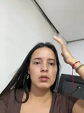 Mia jhoonson online show from April 2026 10:29:02 PM