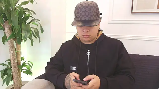 Naim Bennetsex online show from February 2026 07:23:02 PM