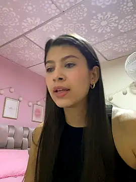 Lenapink19 online show from September 2025 04:01:02 PM