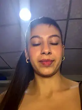 Lenapink19 online show from January 2026 10:37:01 PM