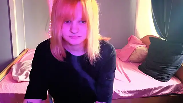 Elieiza xo online show from May 2026 09:28:01 AM