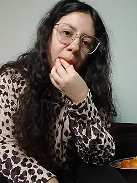 marmary84 online show from June 2026 02:23:02 PM