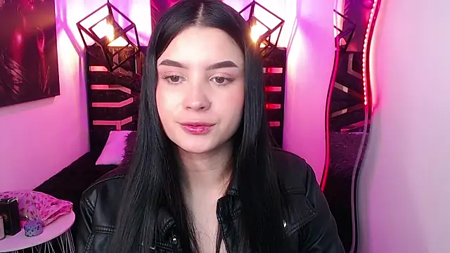 Natalie loffreda online show from April 2026 08:14:02 PM