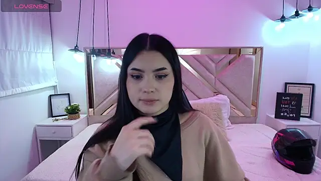 Natalie loffreda online show from June 2026 07:46:01 PM