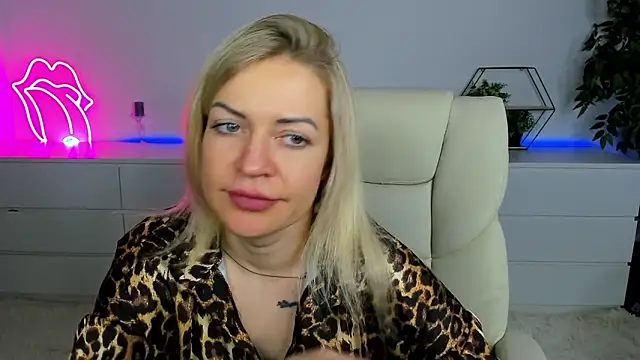 Snapshot of Anna_Snows chatting on September 2025 11:59:01 AM Anna Snows online show from September 2025 11:59:01 AM