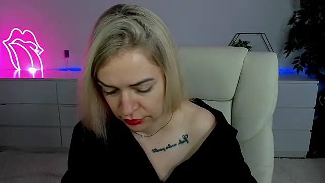 Snapshot of Anna_Snows chatting on September 2025 11:59:02 AM Anna Snows online show from September 2025 11:59:02 AM