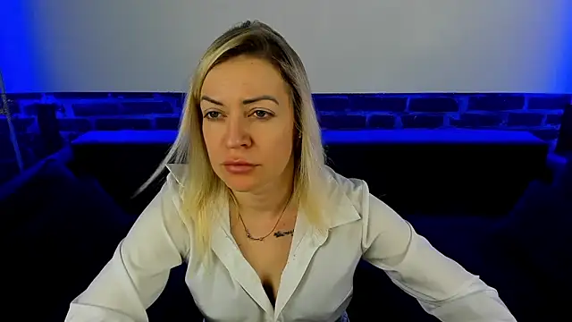 Snapshot of Anna_Snows chatting on October 2025 05:40:01 AM Anna Snows online show from October 2025 05:40:01 AM