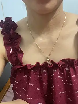 Snapshot of -NhaKy22 chatting on October 2025 02:25:02 PM -NhaKy22 online show from October 2025 02:25:02 PM