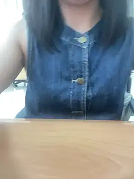 Snapshot of -NhaKy22 chatting on May 2026 01:55:01 AM -NhaKy22 online show from May 2026 01:55:01 AM