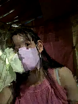 Snapshot of PhanHaa chatting on September 2025 01:57:02 PM PhanHaa online show from September 2025 01:57:02 PM