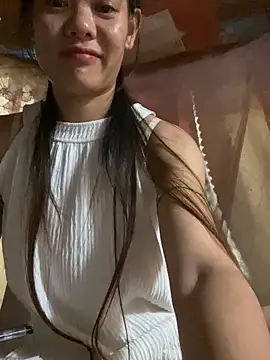 Snapshot of PhanHaa chatting on October 2025 01:01:01 PM PhanHaa online show from October 2025 01:01:01 PM