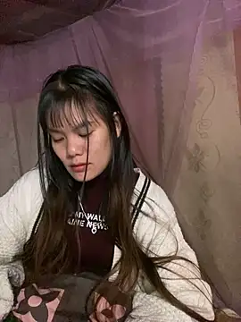 Snapshot of PhanHaa chatting on January 2026 02:32:02 PM PhanHaa online show from January 2026 02:32:02 PM