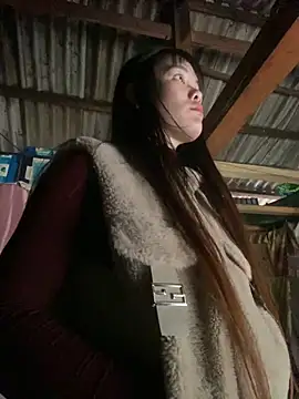 Snapshot of PhanHaa chatting on January 2026 02:58:02 AM PhanHaa online show from January 2026 02:58:02 AM