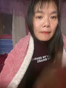 Snapshot of PhanHaa chatting on January 2026 01:16:02 PM PhanHaa online show from January 2026 01:16:02 PM