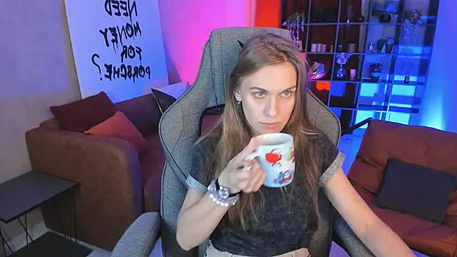 VanessaMates online show from October 2025 05:40:01 AM