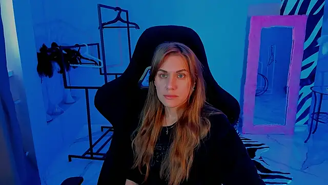 VanessaMates online show from October 2025 05:42:02 AM