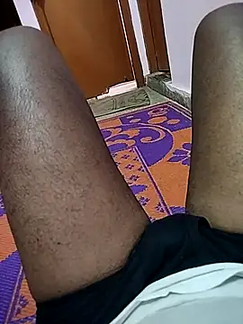 Snapshot of Yesboss143 chatting on March 2026 04:13:02 AM Yesboss143 online show from March 2026 04:13:02 AM