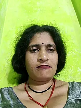 Hot-piuy online show from October 2025 08:31:01 PM