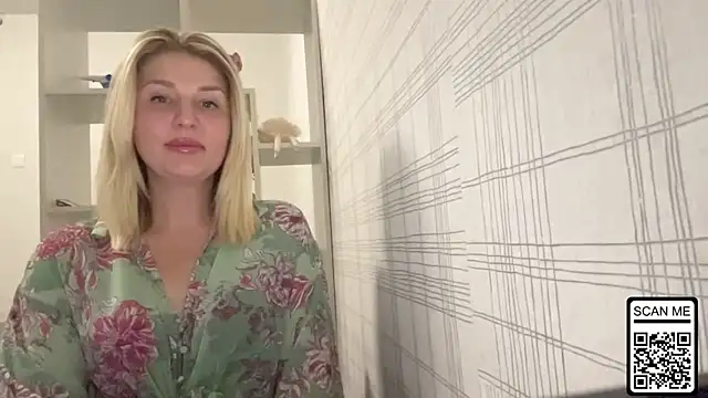 Blondie xoxoxo online show from October 2025 07:37:01 PM