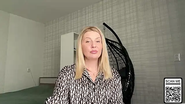 Blondie xoxoxo online show from April 2026 03:31:02 PM