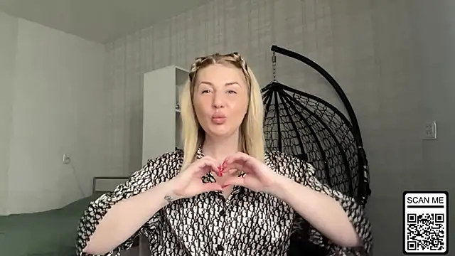 Blondie xoxoxo online show from April 2026 09:35:02 AM