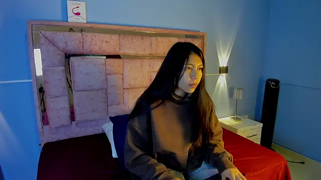 LICKY LOV online show from October 2025 03:04:01 AM