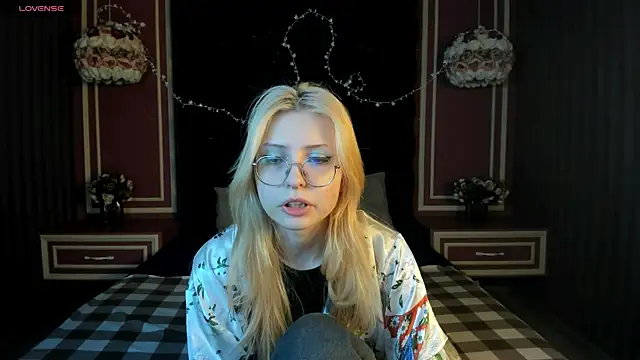 Snapshot of Grace_blush chatting on February 2026 09:29:02 PM Grace blush online show from February 2026 09:29:02 PM