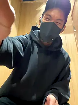 Snapshot of masucle216 chatting on October 2025 02:31:01 PM masucle216 online show from October 2025 02:31:01 PM