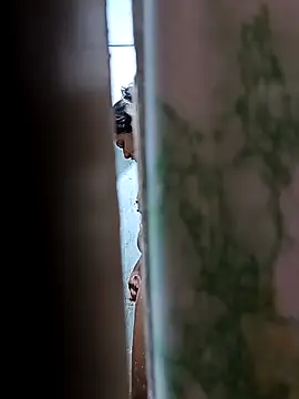 WholeAltimeter25 online show from November 2025 03:50:01 AM