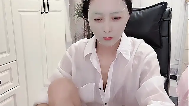 Snapshot of Ianxuan chatting on October 2025 01:03:02 AM Ianxuan online show from October 2025 01:03:02 AM