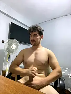 Snapshot of 23cmturkishD chatting on October 2025 04:07:02 PM 23cmturkishD online show from October 2025 04:07:02 PM