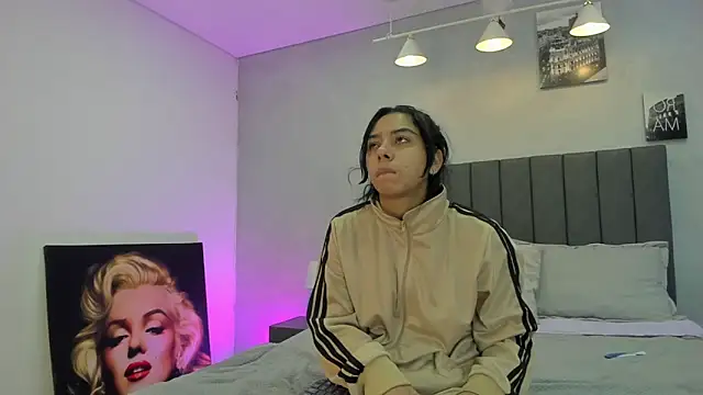 violet and myers online show from October 2025 11:21:02 AM