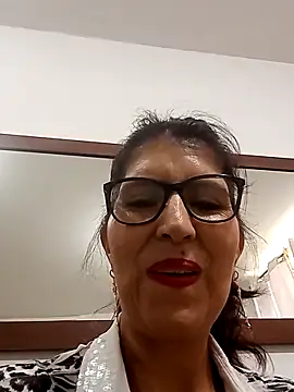 swity foster online show from December 2025 03:20:01 PM