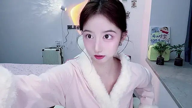 Snapshot of suger-TT chatting on November 2025 04:12:02 PM suger-TT online show from November 2025 04:12:02 PM