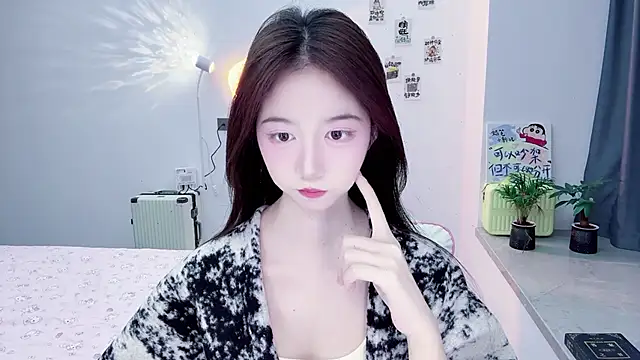 Snapshot of suger-TT chatting on November 2025 11:54:02 AM suger-TT online show from November 2025 11:54:02 AM