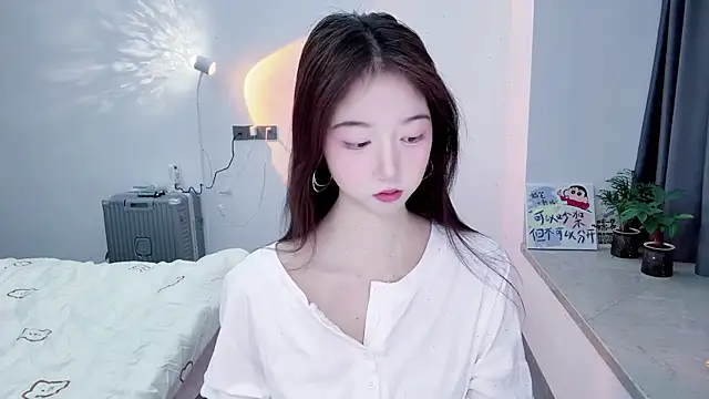 Snapshot of suger-TT chatting on December 2025 11:39:02 AM suger-TT online show from December 2025 11:39:02 AM