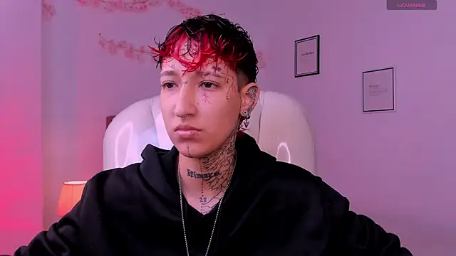 Luci Rose online show from July 2026 11:05:01 AM