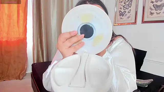 Snapshot of Tessa_Sinclaire chatting on September 2025 08:03:01 PM Tessa Sinclaire online show from September 2025 08:03:01 PM