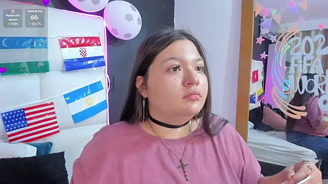 Tessa Sinclaire online show from June 2026 08:07:01 PM