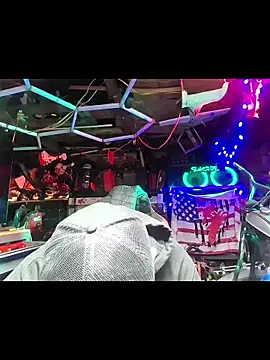 twistafatpipe online show from May 2026 06:49:01 PM