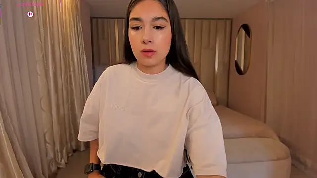 VeronicaBlue online show from October 2025 10:04:01 AM