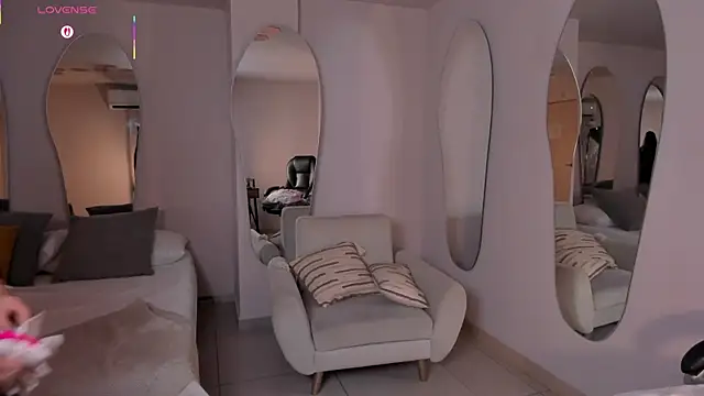 VeronicaBlue online show from March 2026 09:59:01 AM