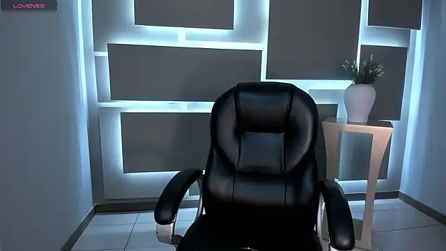 Snapshot of MilaColeman chatting on September 2025 02:02:02 AM MilaColeman online show from September 2025 02:02:02 AM